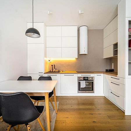Grochowska Free Parking Apartment ワルシャワ エクステリア 写真