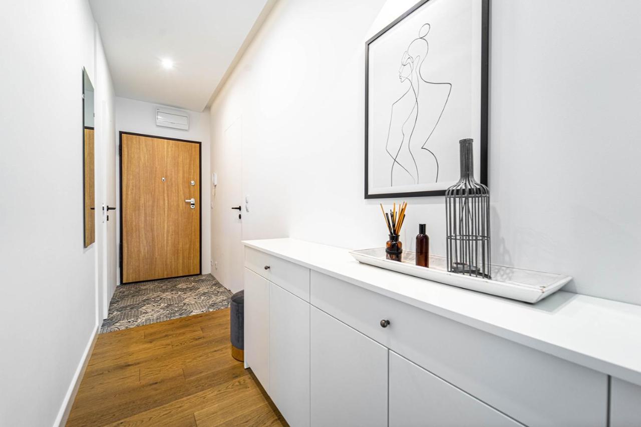 Grochowska Free Parking Apartment ワルシャワ エクステリア 写真