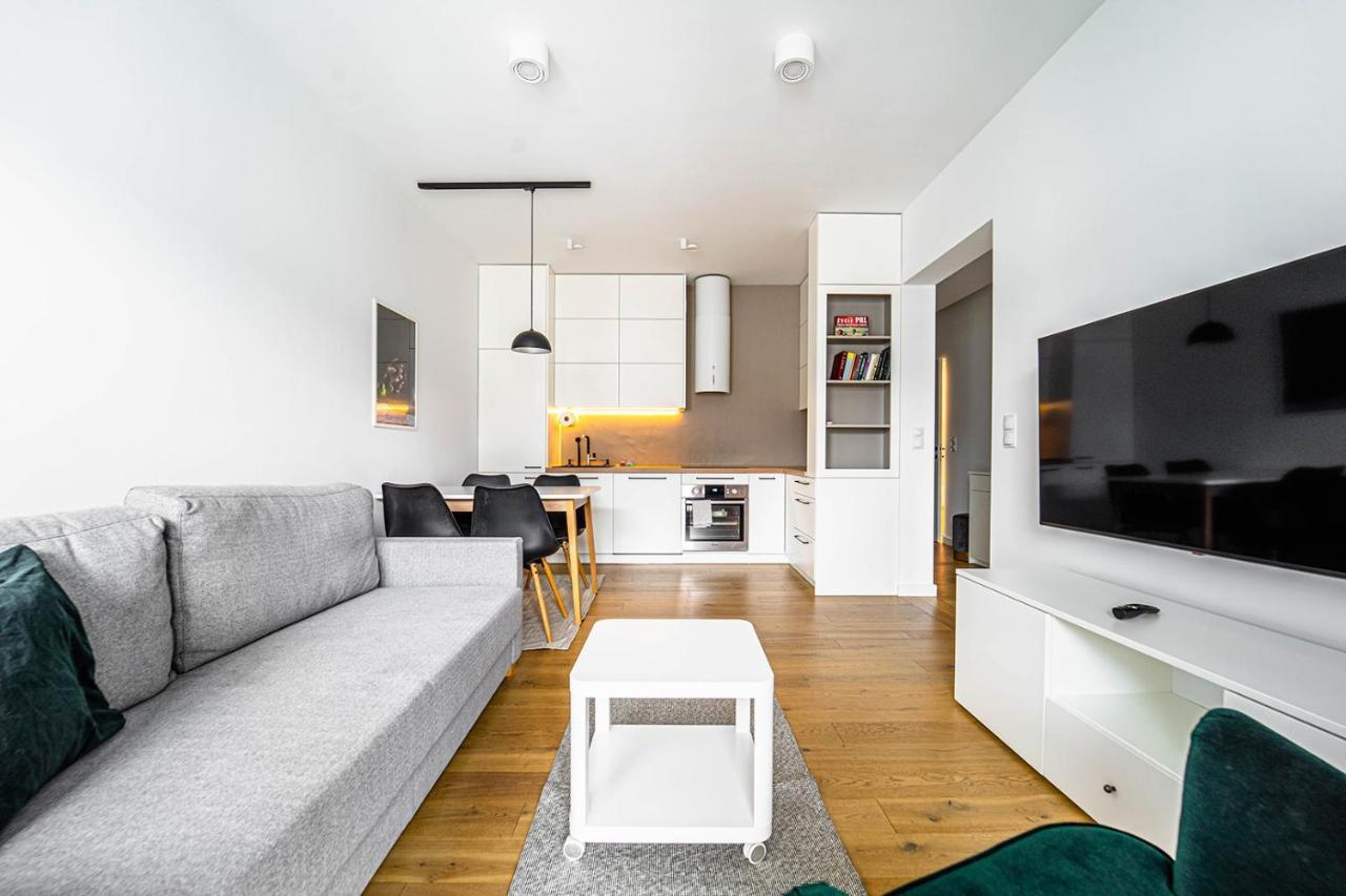 Grochowska Free Parking Apartment ワルシャワ エクステリア 写真